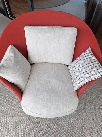 Nieuw Merk Liz Armchair Bordeaux beschikbaar voor biedingen