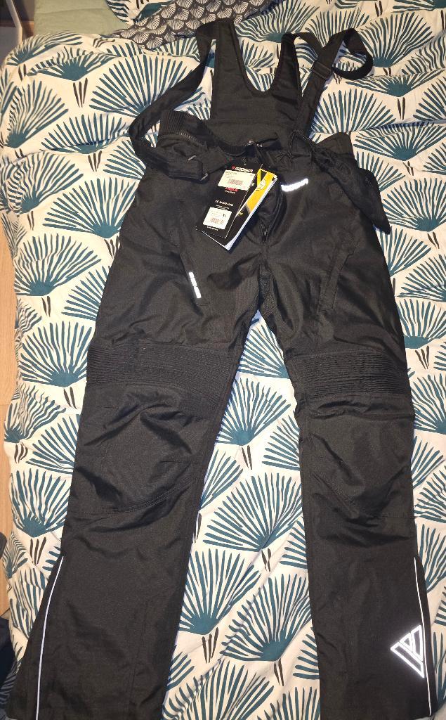 Pantalon / salopette moto MODEKA TAREX – XL – NEUF – Étanche, Motos, Vêtements | Vêtements de moto, Pantalon | textile, Hommes