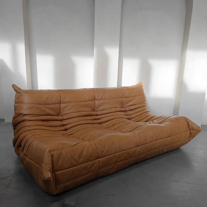 Ligne Roset Togo - Driezits Camel - vol aniline leder, Antiek en Kunst, Antiek | Meubels | Stoelen en Sofa's