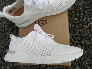 UGG Tay sneaker (S/N 1119486) White maat 36 beschikbaar voor biedingen