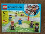 Volledig nieuwe doos Lego poppetjes., Ophalen of Verzenden, Zo goed als nieuw