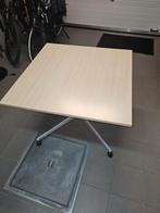 Tafel op wielen, Enlèvement