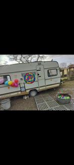 Speelcaravan/ werfkeet, Caravans en Kamperen, Particulier, Zonnepaneel