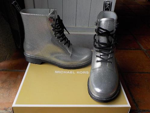 Bottes à paillettes Michael Kors Tavie Rainbootie taille 40, Vêtements | Femmes, Chaussures, Neuf, Boots et Botinnes, Autres couleurs