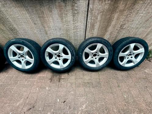 Jantes Mercedes 16” C, CLK, CLC, E avec 2 pneus été, Auto-onderdelen, Banden en Velgen, Band(en), Zomerbanden, 16 inch, 205 mm
