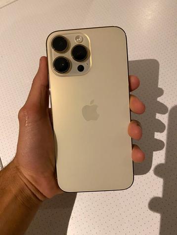 Iphone 14 PRO MAX GOLD 256gb beschikbaar voor biedingen