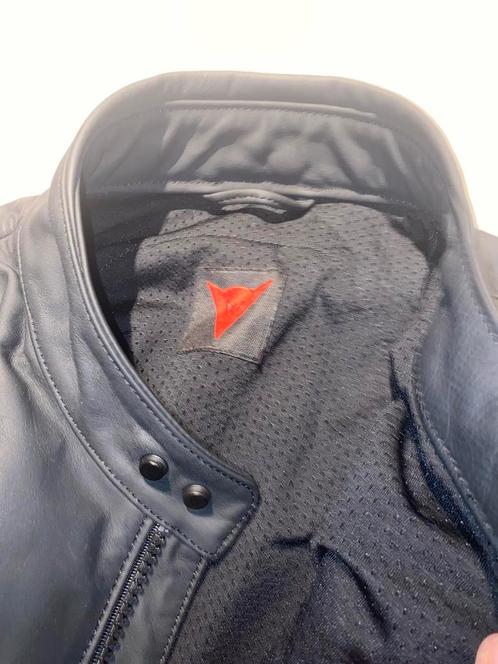 Veste de moto Dainese en cuir de vachette, Motos, Vêtements | Vêtements de moto, Manteau | cuir, Hommes, Neuf, avec ticket