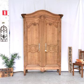 Armoire de mariée française ancienne en chêne lessivé épais 