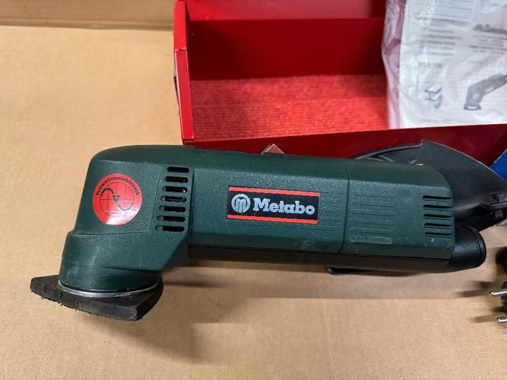 Ponceuse Metabo triangulaire, Doe-het-zelf en Bouw, Gereedschap | Schuurmachines, Nieuw, Ophalen