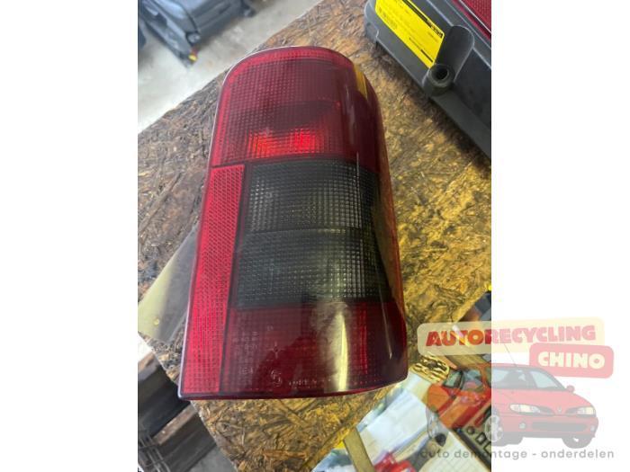 Achterlicht rechts van een Peugeot Partner, Auto-onderdelen, Verlichting, Peugeot, Gebruikt, 3 maanden garantie, Ophalen of Verzenden