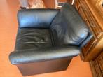 zwarte lederen zetel en bijhorende poef, Huis en Inrichting, Ophalen, Gebruikt, Leer
