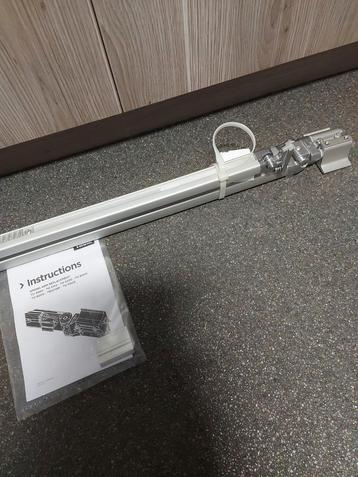 Linkerspringarm voor een luifel Thule, Enlèvement