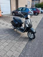 Vespa 250 GTS bouwjaar 2015, Fietsen en Brommers, Scooters | Vespa, Ophalen of Verzenden, Zo goed als nieuw, Benzine, 250 cc