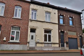 Maison à vendre à Bois-D'haine, 3 chambres disponible aux enchères