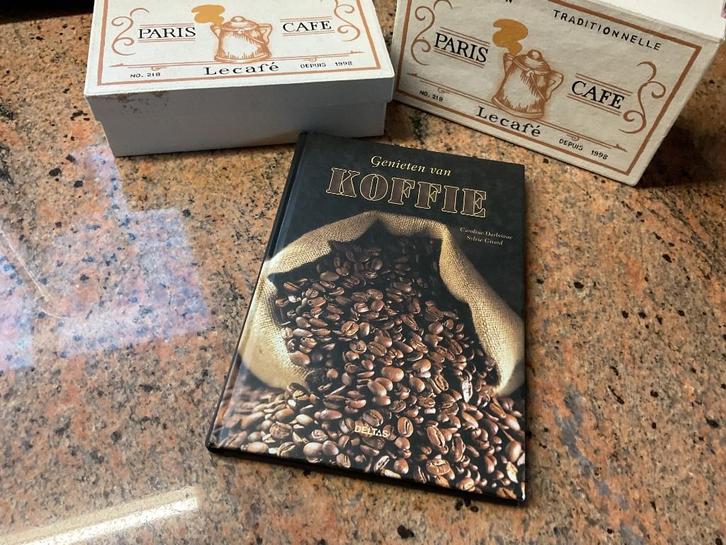 2 oude doosjes koffie en boekje Koffie, lees beschrijving!, Antiek en Kunst, Curiosa en Brocante, Ophalen of Verzenden