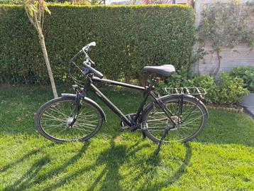 Mannen fiets merk gaint