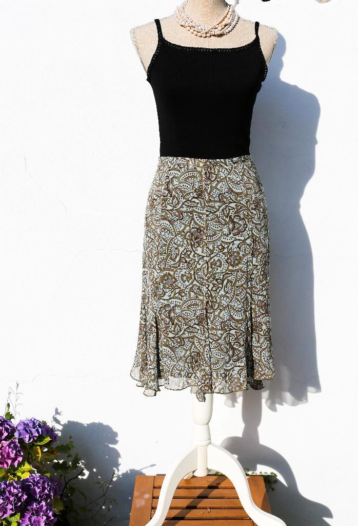 Jolie jupe Pauline B. Taille 1 (XS-S), Vêtements | Femmes, Jupes, Comme neuf, Taille 36 (S), Enlèvement ou Envoi