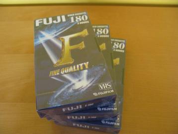 LOT 3 CASSETTES VHS FUJI 180 vierge, Enlèvement ou Envoi, Neuf, dans son emballage