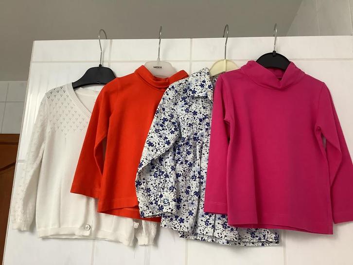 Pakketje meisjes kleren van 18 maanden en 2 jaar., Kinderen en Baby's, Babykleding | Baby-kledingpakketten, Zo goed als nieuw