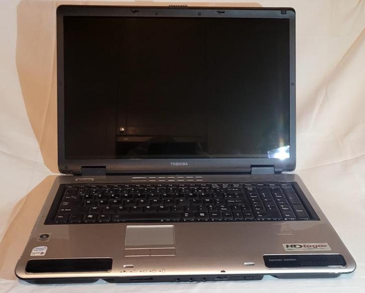 Toshiba Satellite P100-474, Computers en Software, Windows Laptops, Gebruikt, 17 inch of meer, Onbekend, 4 GB, Azerty, Ophalen of Verzenden