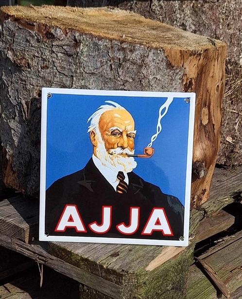 Emaille decoratiebord AJJA tabak (repro)., Verzamelen, Merken en Reclamevoorwerpen, Nieuw, Reclamebord, Ophalen of Verzenden