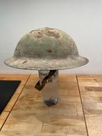 Britse oorlogshelm ww2, Enlèvement, Casque ou Béret