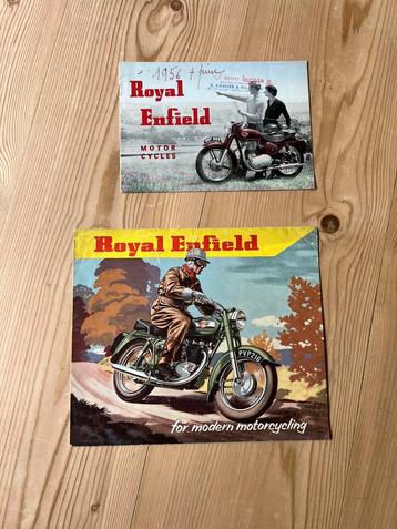 2 originele boekjes Royal Enfield Oldtimer beschikbaar voor biedingen