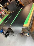 3 zwarte tuigleer lappen 2-2,5mm dikte half soepel met print, Hobby en Vrije tijd, Stoffen en Lappen, Ophalen of Verzenden