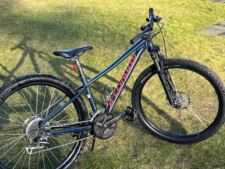 Specialized Pitch 27,5 inch S, Vélos & Vélomoteurs, Vélos | Garçons, Utilisé, 26 pouces ou plus, Frein à main, Vitesses, Enlèvement