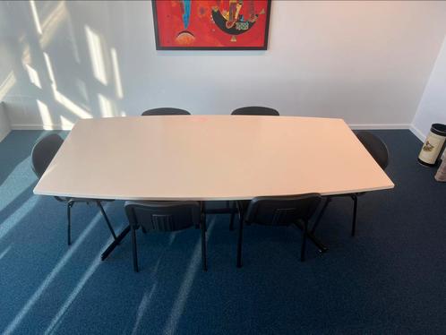 Grote en prachtige vergadertafel 2m X 1m10, Huis en Inrichting, Bureaus, Gebruikt, Bureau, Ophalen