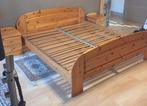 Bed/nachtkastjes  (  afzonderlijk verkrijgbaar), Huis en Inrichting, Slaapkamer | Bedden, Ophalen, Gebruikt, Zweeds/ Massief grenen
