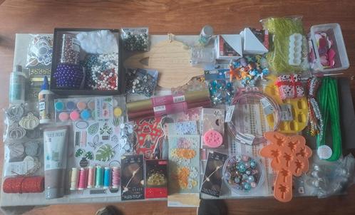 Gros lot matériel bricolage neuf. 10 mini toiles, set pour b, Hobby en Vrije tijd, Stickers en Plaatjes, Zo goed als nieuw, Ophalen of Verzenden