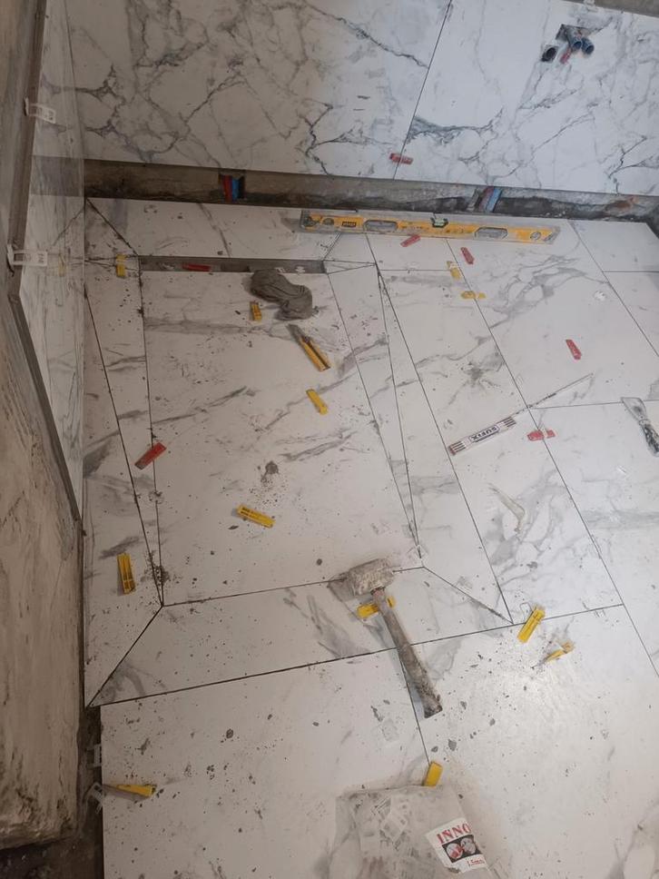 Rénovation général, Diensten en Vakmensen, Klusjesman en Klusbedrijf