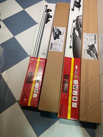 Les barres de toit en aluminium pour les rails fermé et o  beschikbaar voor biedingen