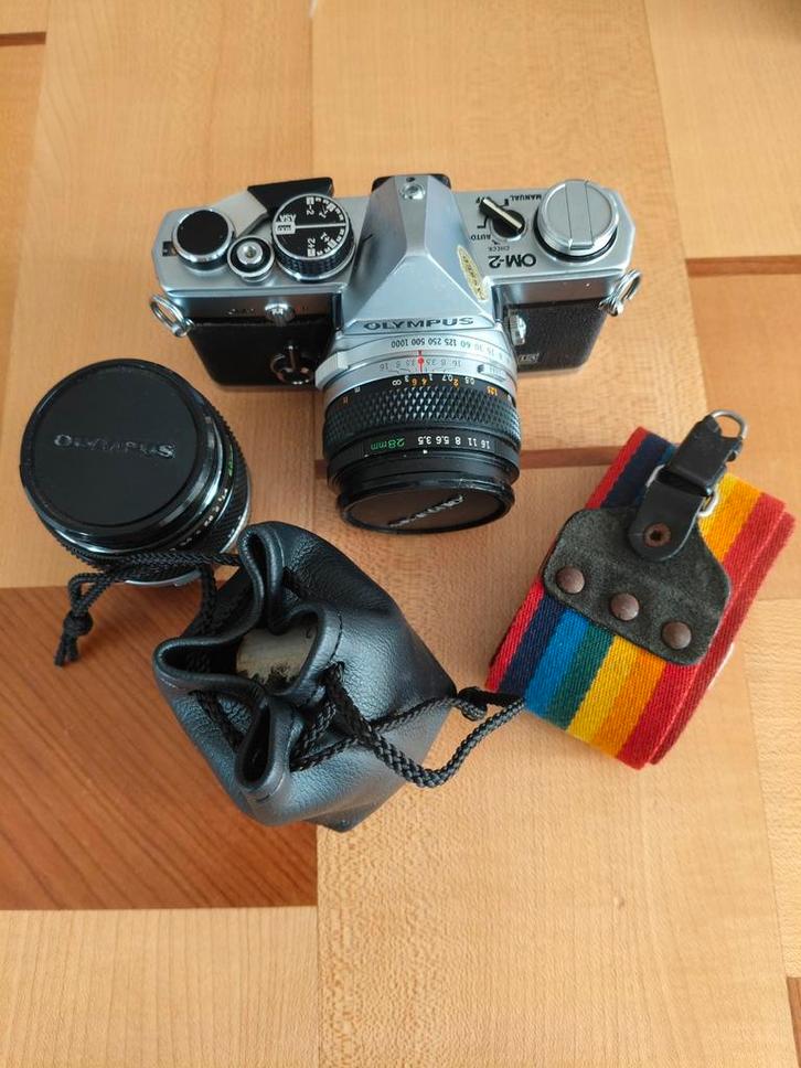 Olympus OM-2 set met twee lenzen., Audio, Tv en Foto, Fotocamera's Analoog, Olympus, Ophalen