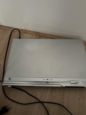 DVD speler beschikbaar voor biedingen