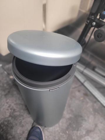 Brabantia Touch Bin Prullenbak - 30 liter - Platinum - NIEUW beschikbaar voor biedingen