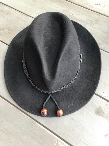 Chique zwarte wollen hoed maat 56 - vintage, Kleding | Dames, 56 of 57 cm (M, 7 of 7⅛ inch), Hoed, Ophalen of Verzenden, Vintage