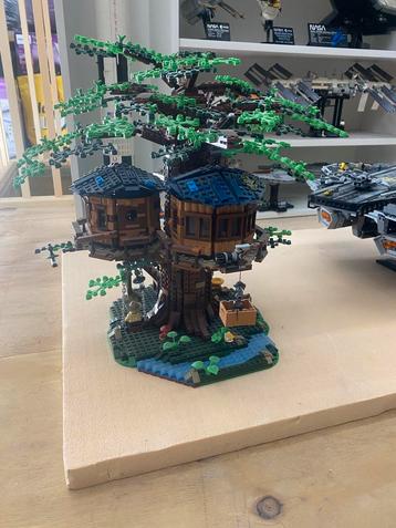 Lego boomhut beschikbaar voor biedingen