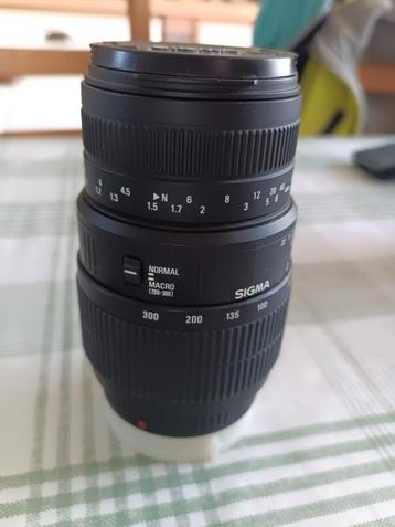 Sigma Af 70-300 met macrofunktie in absolute nieuwstaat  beschikbaar voor biedingen