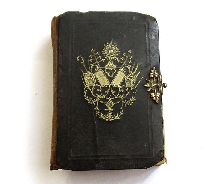 Antiek gebeden leren boekje met koperen ornamenten, Antiek en Kunst, Antiek | Boeken en Manuscripten, Ophalen of Verzenden