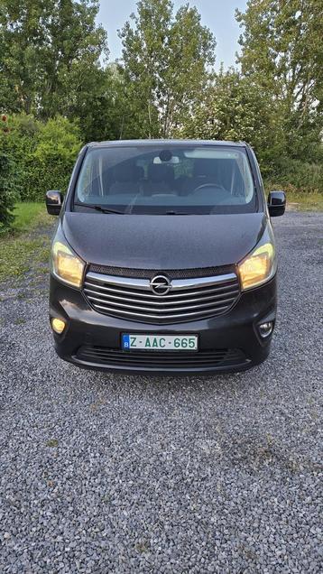 Opel Vivaro 1.6 BiTurbo 9-zits lang chassis beschikbaar voor biedingen