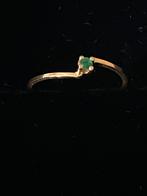 18-karaats gouden en smaragdgroene ring, Handtassen en Accessoires, Ringen, Ophalen, Zo goed als nieuw, Goud, Goud