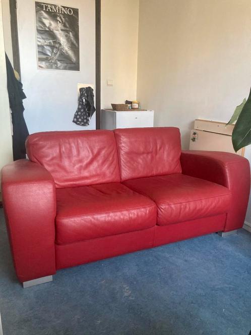 Mooie rode zetel te koop, Huis en Inrichting, Zetels | Zetels, Zo goed als nieuw, Rechte bank, Tweepersoons, 150 tot 200 cm, 75 tot 100 cm