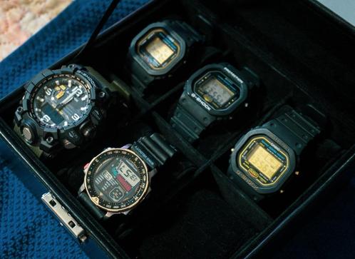 Montres de collection, Handtassen en Accessoires, Horloges | Heren, Zo goed als nieuw, Polshorloge, Casio, Overige materialen