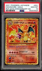 Charizard Holo PSA 10 - 45316 - Japanese 25th Anniversary, Hobby en Vrije tijd, Verzamelkaartspellen | Pokémon, Verzenden, Zo goed als nieuw