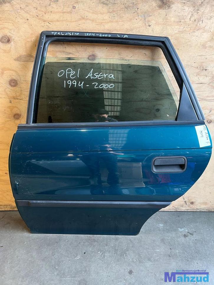 opel astra F groen links achter deur 1991-1998, Auto-onderdelen, Carrosserie, Deur, Opel, Gebruikt, Ophalen of Verzenden