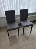2 houten stoelen met stoffen zitting, Grijs, Twee, Gebruikt, Hout