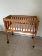 Babybedje met matras en lakentjes, Kinderen en Baby's, Ophalen, Zo goed als nieuw, Ledikant