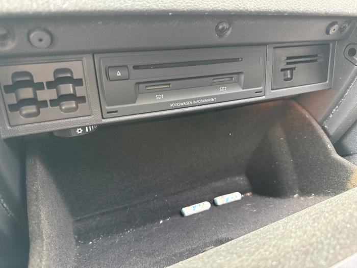 Navigatie Module van een Volkswagen Golf, Auto-onderdelen, Elektronica en Kabels, Volkswagen, Gebruikt, 3 maanden garantie, Ophalen of Verzenden